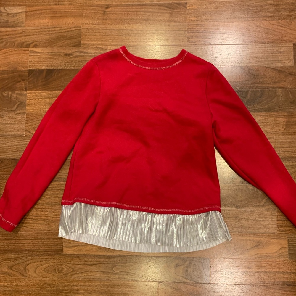 Sweater w/ Ruffled Edge